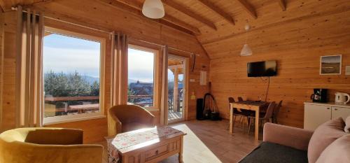 Stryszawa Ski Chalet | Podbucznik 4 Polica