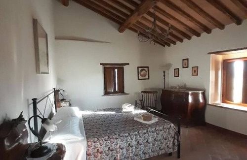 Radicondoli Other | Podere Cerciano: Double Room plus Single Bed cam. 4