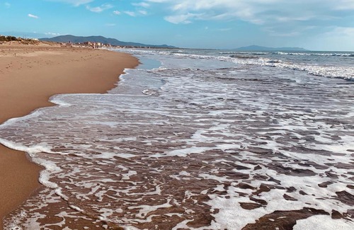 Ravi Apartment | Podere L'Orsinghi in Ravi mit fantastischer Aussicht auf die Hügel der Maremma, Schwimmbad und Garten. Haustiere erlaubt. Kinderfreundlich