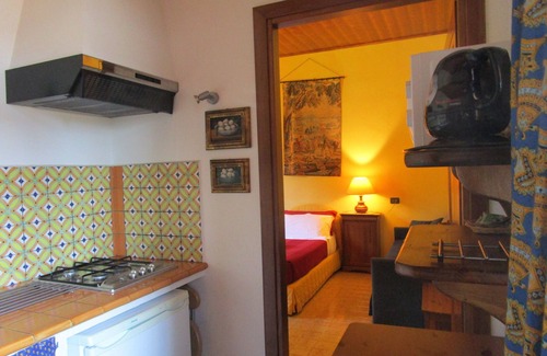 Gassano Cottage | Podere la Piana Cottage Cherry Tree