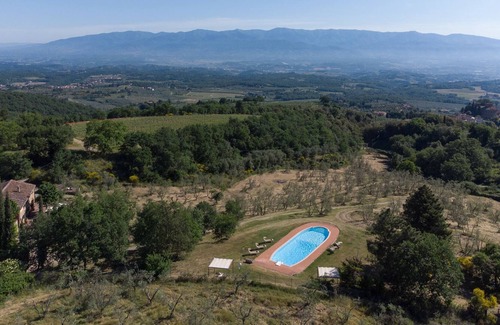 Montegonzi Villa | Podere Vecciale, Cavriglia, Arezzo and Cortona