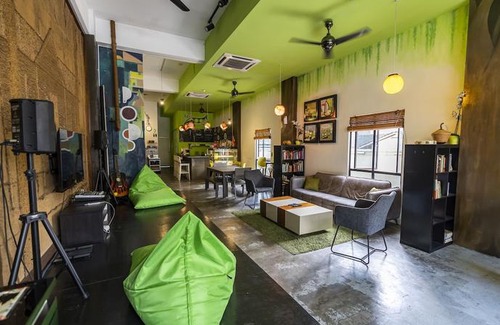 Brickfields Hostel | PODs The Backpackers Home & Cafe Kuala Lumpur