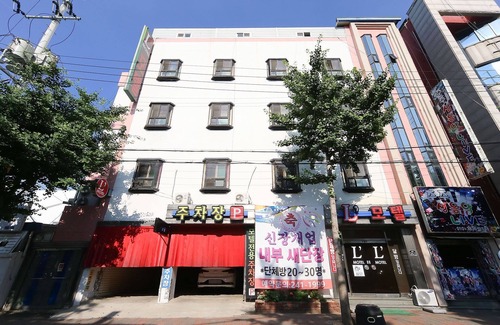 Pohang Hotel | Pohang Jukdo Market L