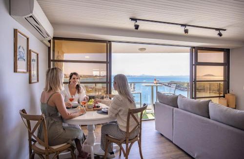 Buddina Apartment | Point Break - Sea & River Views, Nature & Relax