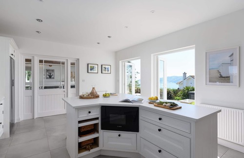 Charlestown House | Point House - sleeps 8 guests in 4 bedrooms