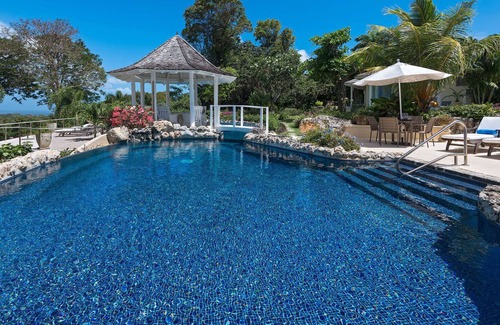 Holder's Hill Villa | Point of View (4/5 Rooms)