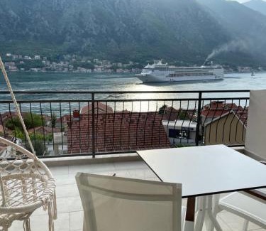 Kotor Apartment | Point of View