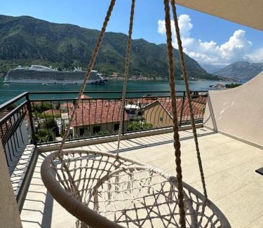 Kotor Apartment | Point of View