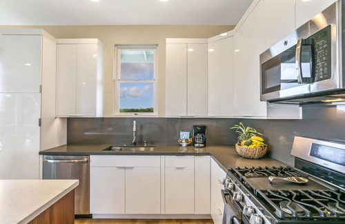 Poipu House | Poipu Tropical Retreat with A/C & Pool/Gym Access