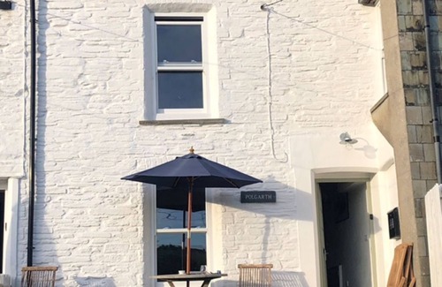 Port Isaac Cottage | Polgarth, Port Isaac - a stunning cottage, sleeps 6 + parking and welcomes dogs