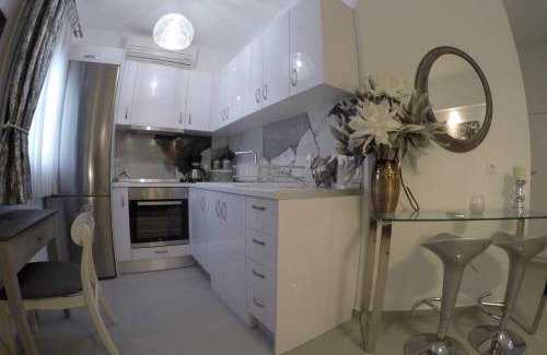 Polichrono Apartment | Polychrono New 2 Bedroom Apt. Just By The Sea!