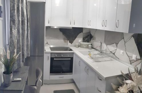 Polichrono Apartment | Polychrono New 2 Bedroom Apt. Just By The Sea!