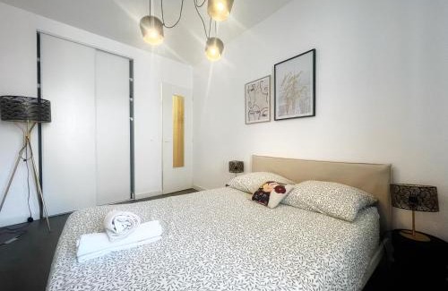 Vaise Apartment | Pompei - appartement 4 personnes - check in h24 - wifi