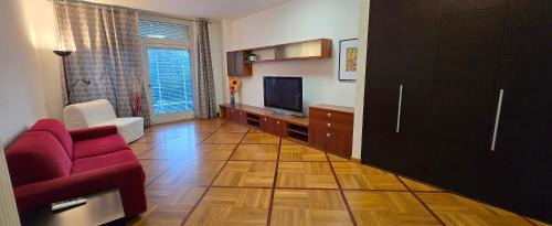 Bicocca Apartment | Ponale 52 bright studio