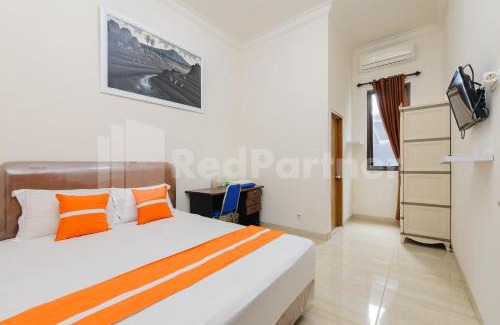 Bogor Tengah Hotel | Pondok Cimanggu Syariah Mitra RedDoorz