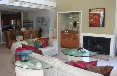 Palm Valley Apartment | Ponte Vedra Players Club Villa 17, Players Club Pool, 3 Bedrooms, Sleeps 6