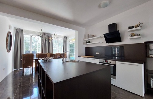 Rosini House | Pool, air conditioning, villa in green and family-friendly surroundings