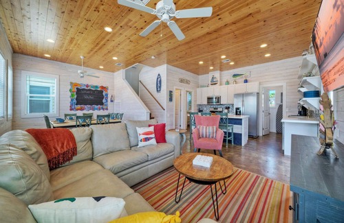Port Aransas Villa | Pool Cabana, Backyard w/Fire Pit, Walk to the Beach | Villa Reel by AvantStay