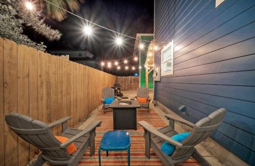 Port Aransas Villa | Pool Cabana Backyard w Fire Pit Walk to the Beach Villa Reel by AvantStay