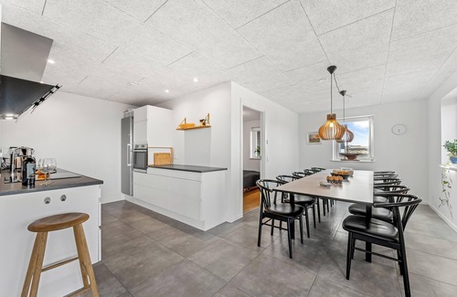 Vorupør House | Pool house with activity room, built in 2020, with a view of the North Sea.