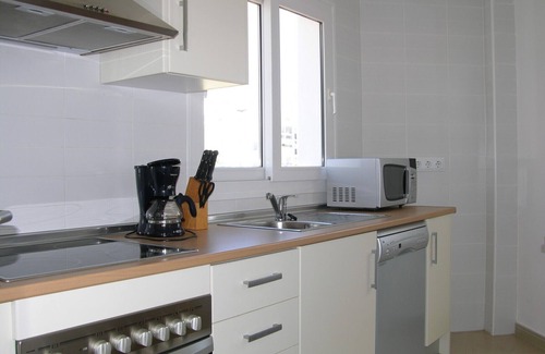 Jeronimo y Avileses y Balsicas de Arriba Apartment | Pool view family apartment, free wifi, satellite TV, free parking