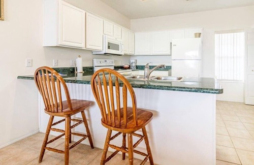 Village of Four Seasons Apartment | Pool | WiFi | Lake Front| Sleeps 6 | MM 13 (632DC)