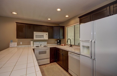 St. George Condo | Pools Open! | All Inclusive Amenity Family Resort | Poolside | Nicely Updated | #1209