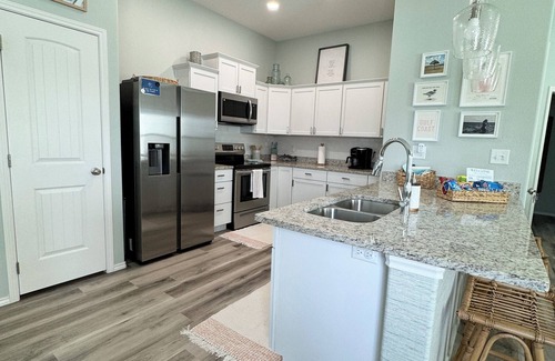 Rockport Cottage | Poolside Paradise w/King Suite - Beach and Boat Ramps Just a Few Minutes Away