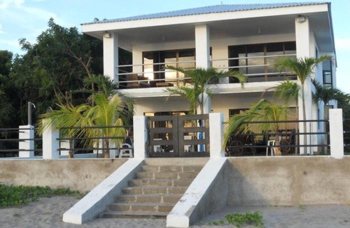 Popoyo House | POPOYO BEACHFRONT 2PERS. ROOM - OCEANVIEW AND SURF