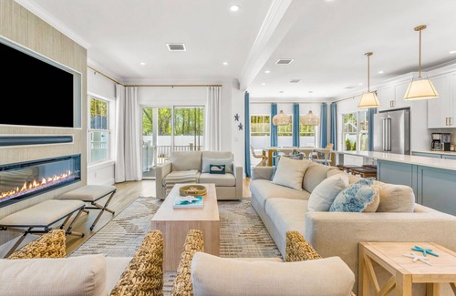 Popponesset House | Popponesset-3-bedrooms, 3.5 baths, A/C, Pool, Firepit,