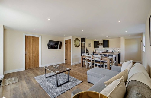 Messing House | Popps Barn - Two Bedroom House, Sleeps 4