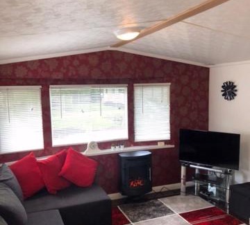 Ringwood Other | Poppy 23 Static Caravan at Oakdene Forest Park