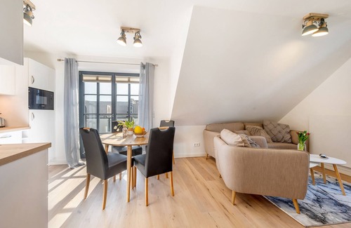 Zingst Apartment | Poppy suite for 4 pers. with fireplace