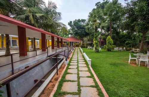 Bommayapalayam Hotel | Poppys Olive de' villa