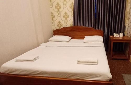Chamkar Mon House | Por Long guest house ផ្ទះសំណាក់ប៉ោឡុង