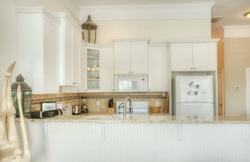Southport Apartment | Port at Captain's Bridge