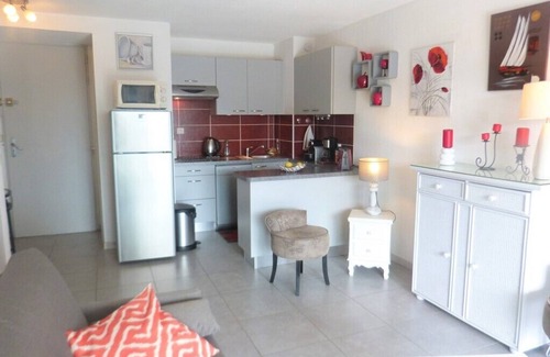 Port Cogolin Apartment | PORT COGOLIN: 1-bedroom apartment in residence with pool