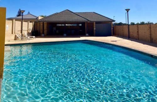Port Denison Villa | Port Denison Resort Villa