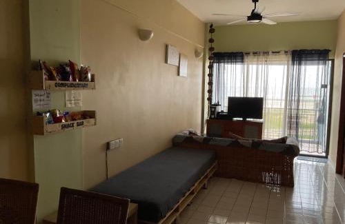 Taman Haji Zainal Apartment | Port Dickson Paradise Lagoon Beachfront Apartment