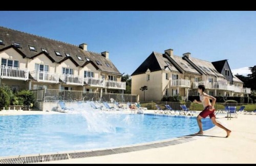 Arzon Apartment | Port du Crouesty. duplex rénové, calme, terrasse, idéal en famille (6 pers)