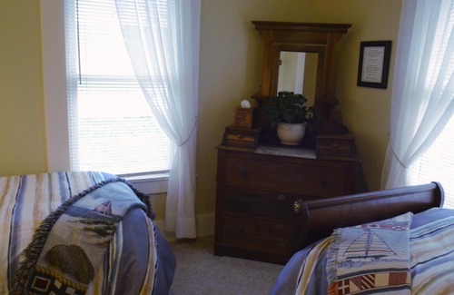 Port Gamble House | Port Gamble Guest Houses - Guest House 2