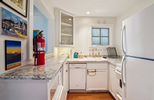 Cannon Beach House | Port House - New Oceanfront Listing! - Beachcomber Vacation Homes