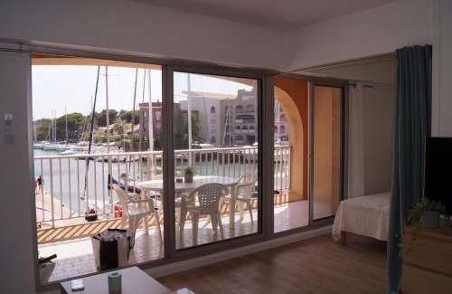 Toulon - Hyeres Apartment | Port la Gavine vue mer