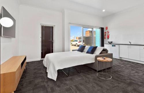 Port Lincoln Apartment | Port Lincoln Shark Apartment 6