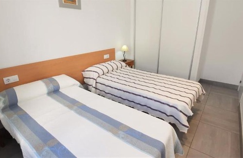 Llanca Apartment | PORT MONTURIOL 8
