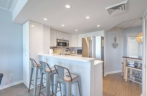 Isle of Palms Condo | Port O' Call B103 - Oceanfront Oasis! Walkout!