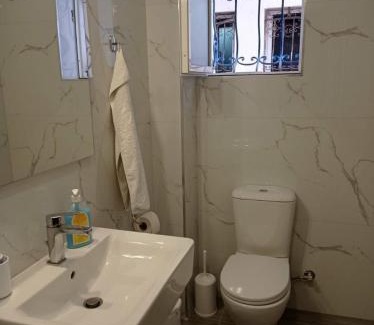 Kodrra Apartment | Port Side - 2BR Apartment - Center Location