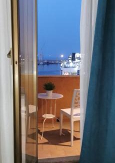 Borgo Vecchio House | Port Side Elegance Palermo