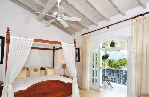 Douglas Villa | Port St. Charles – No. 168