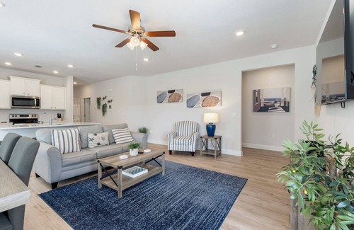Port St. Joe House | Port St. Joe~Beach Home~3BR+ mother-in-law Suite~Community Pool